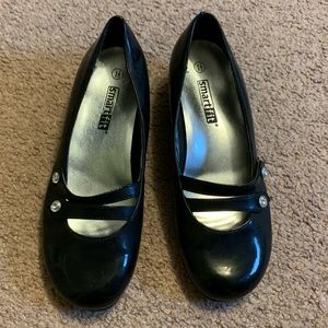 SmartFit Girls Black Glossy Ballet Flats Shoes 1.5